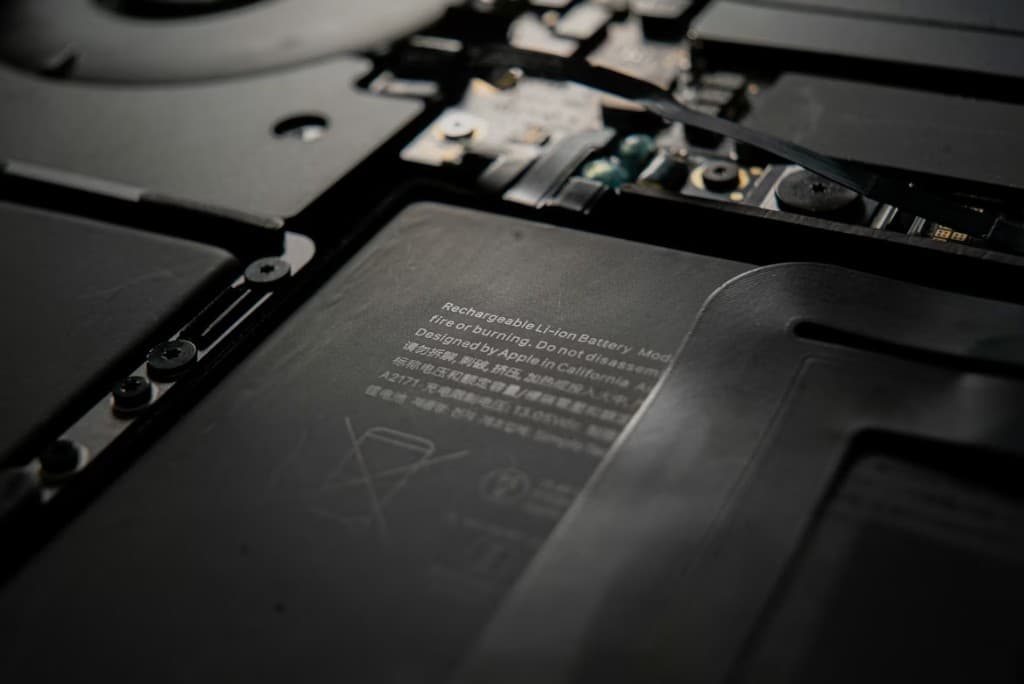 Batterie laptop avec cellules et connecteur